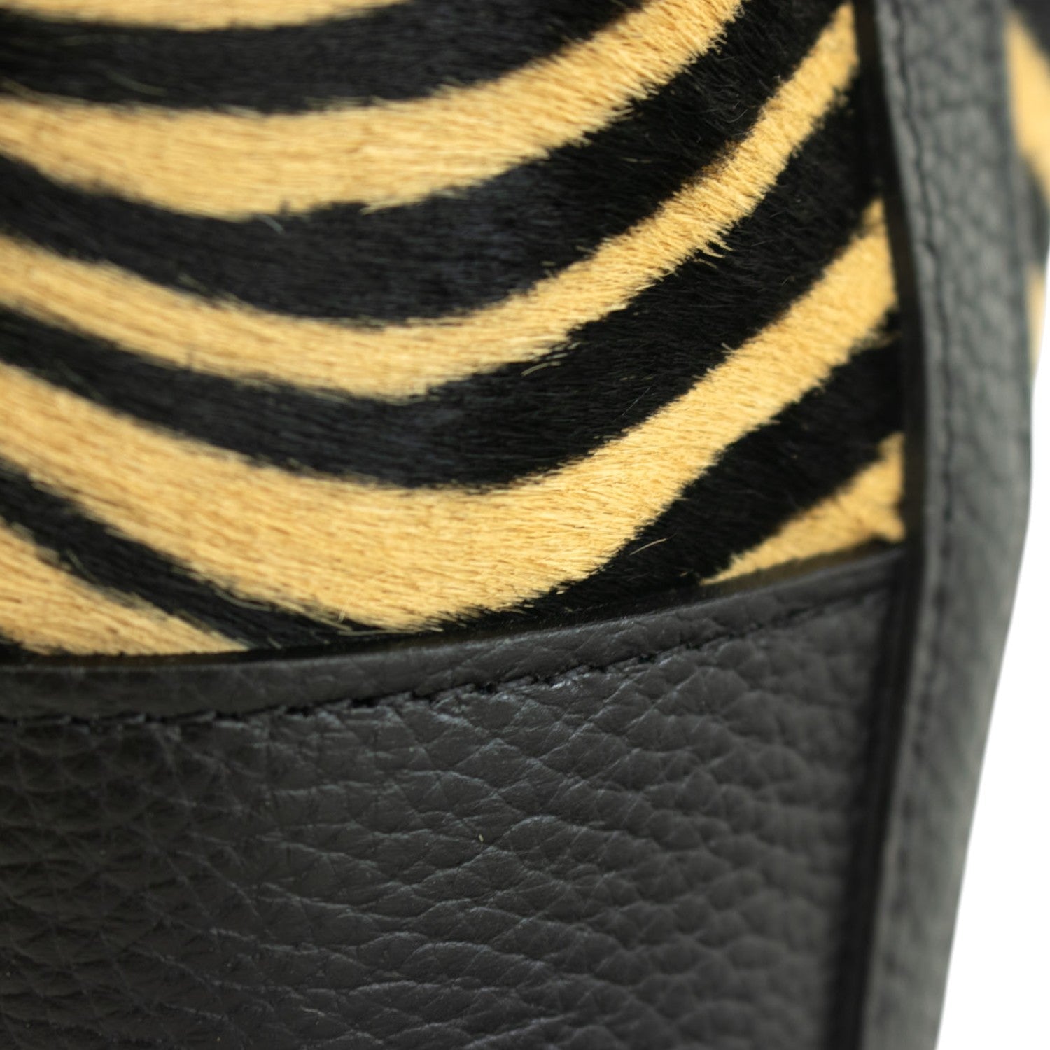 Bolso bombonera en Piel Pregato Ayra Tigre - KimondoShop