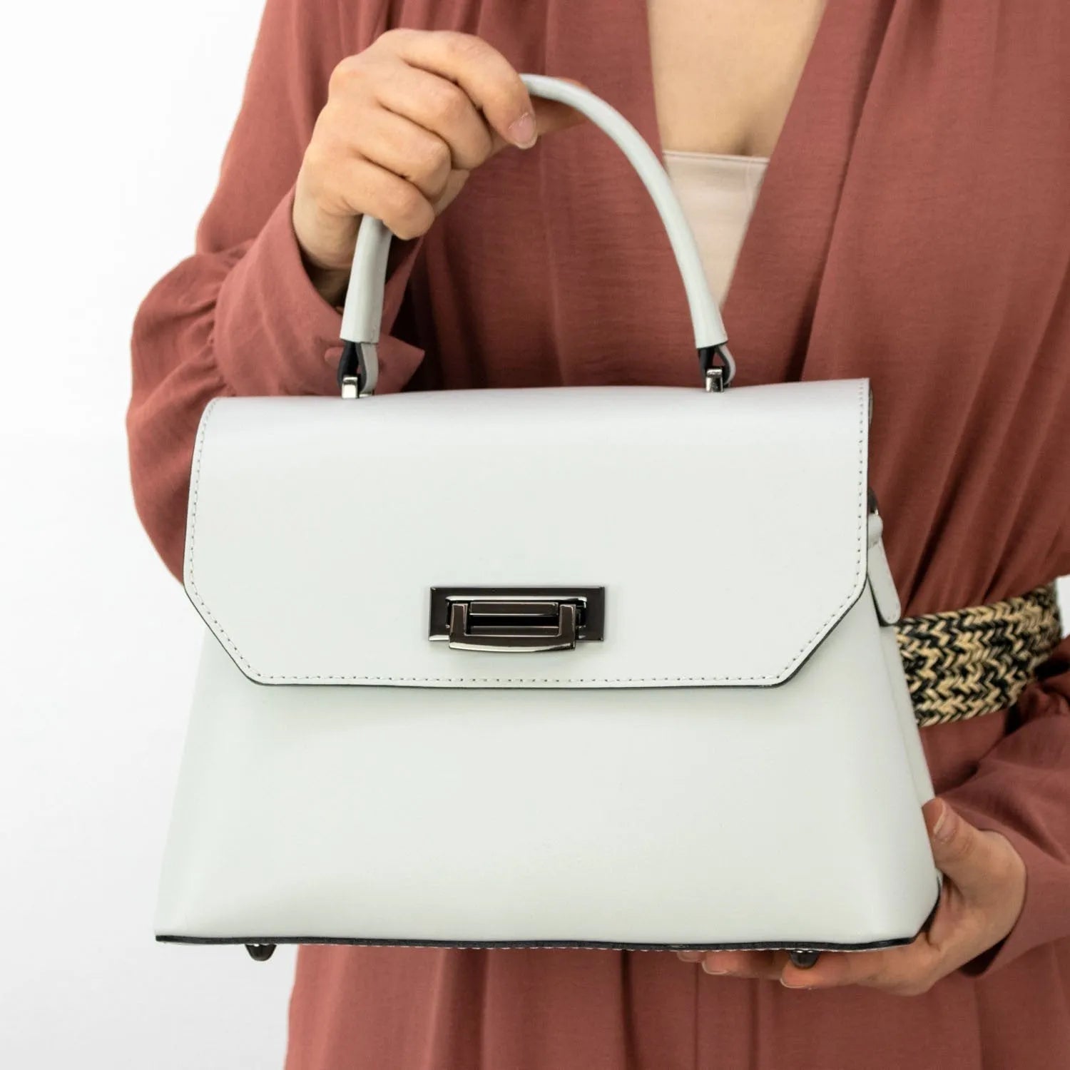 Bolso con solapa en piel Pregato Passione Gris claro - KimondoShop