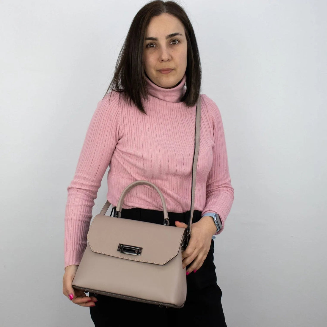 Bolso con solapa en piel Pregato Passione Taupe - KimondoShop