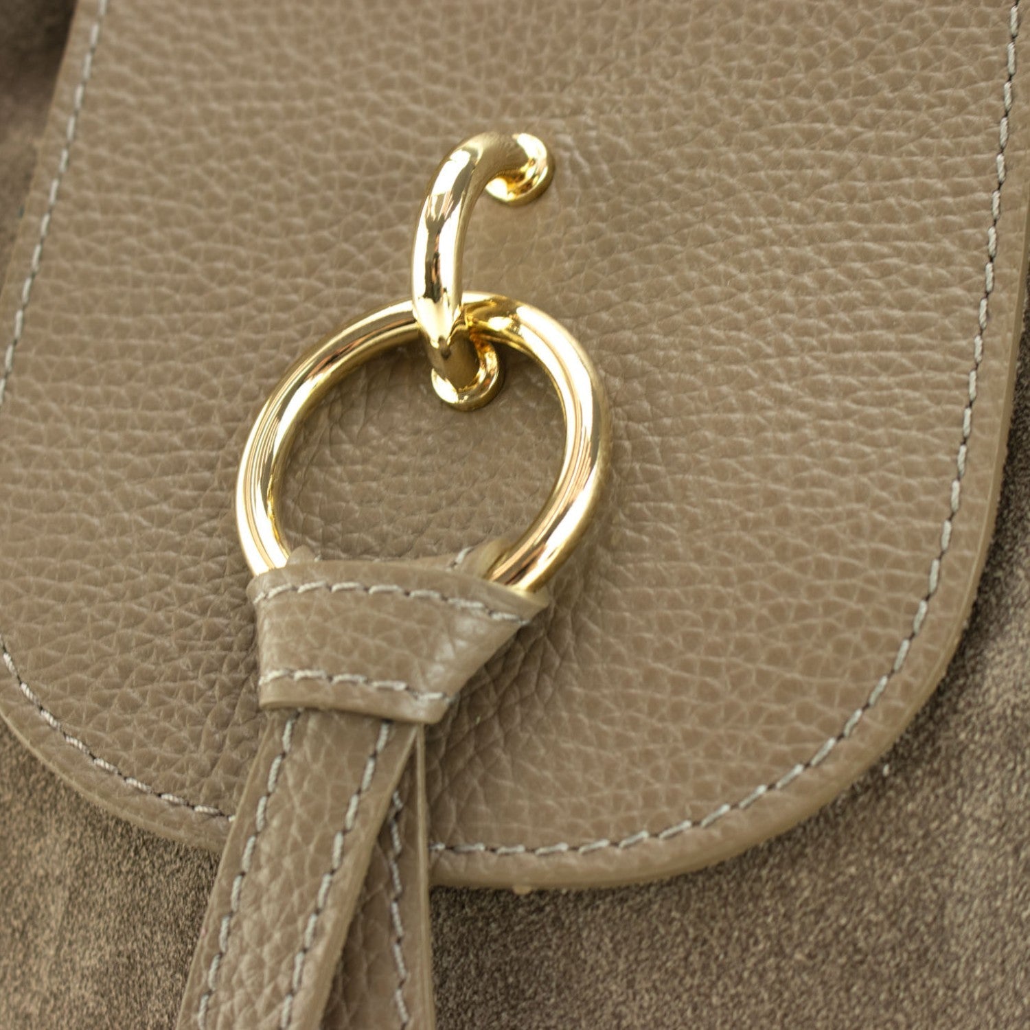 Bolso en piel Pregato Solenne Ante Taupe - KimondoShop