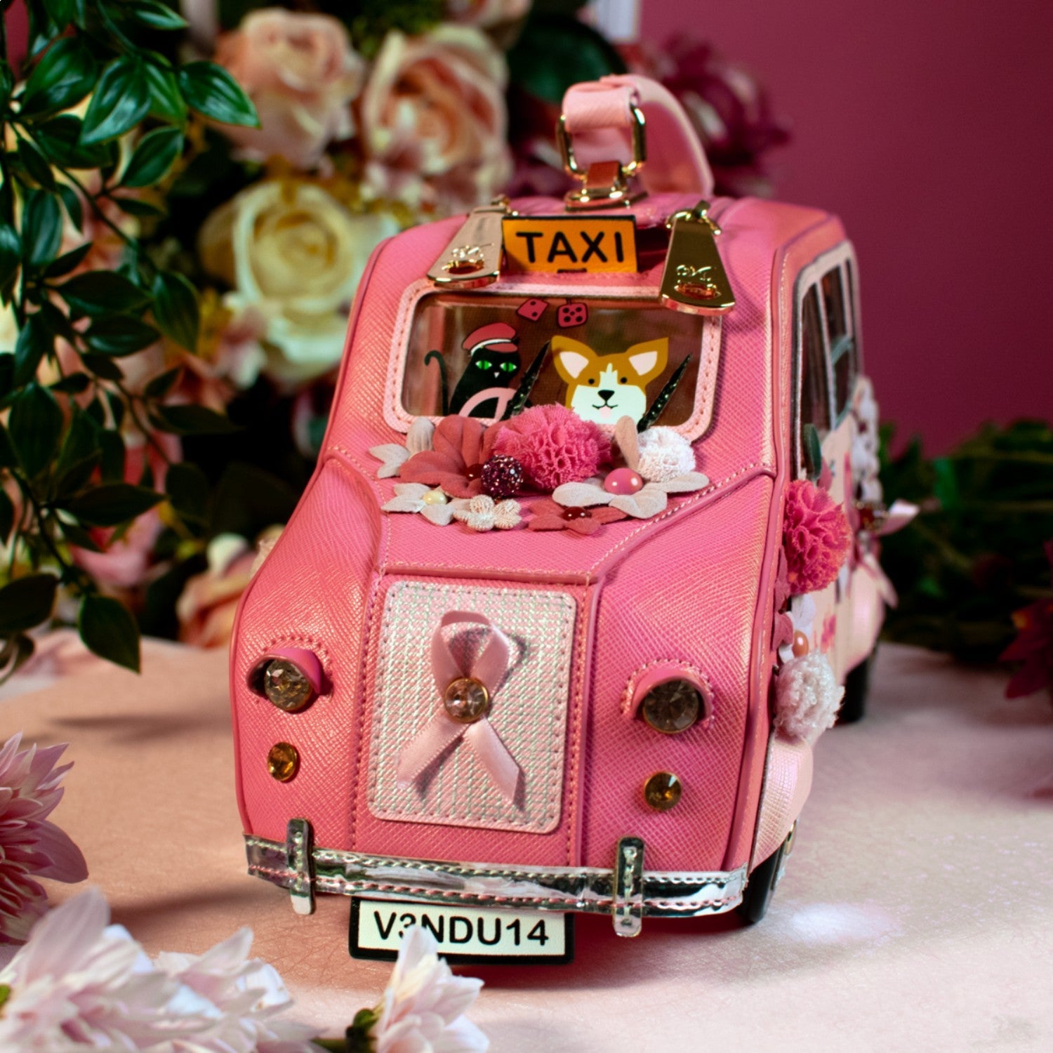 Bolso Pink Taxi Vendula London Cats & Corgis Floral - Pink Ribbon Foundation - KimondoShop