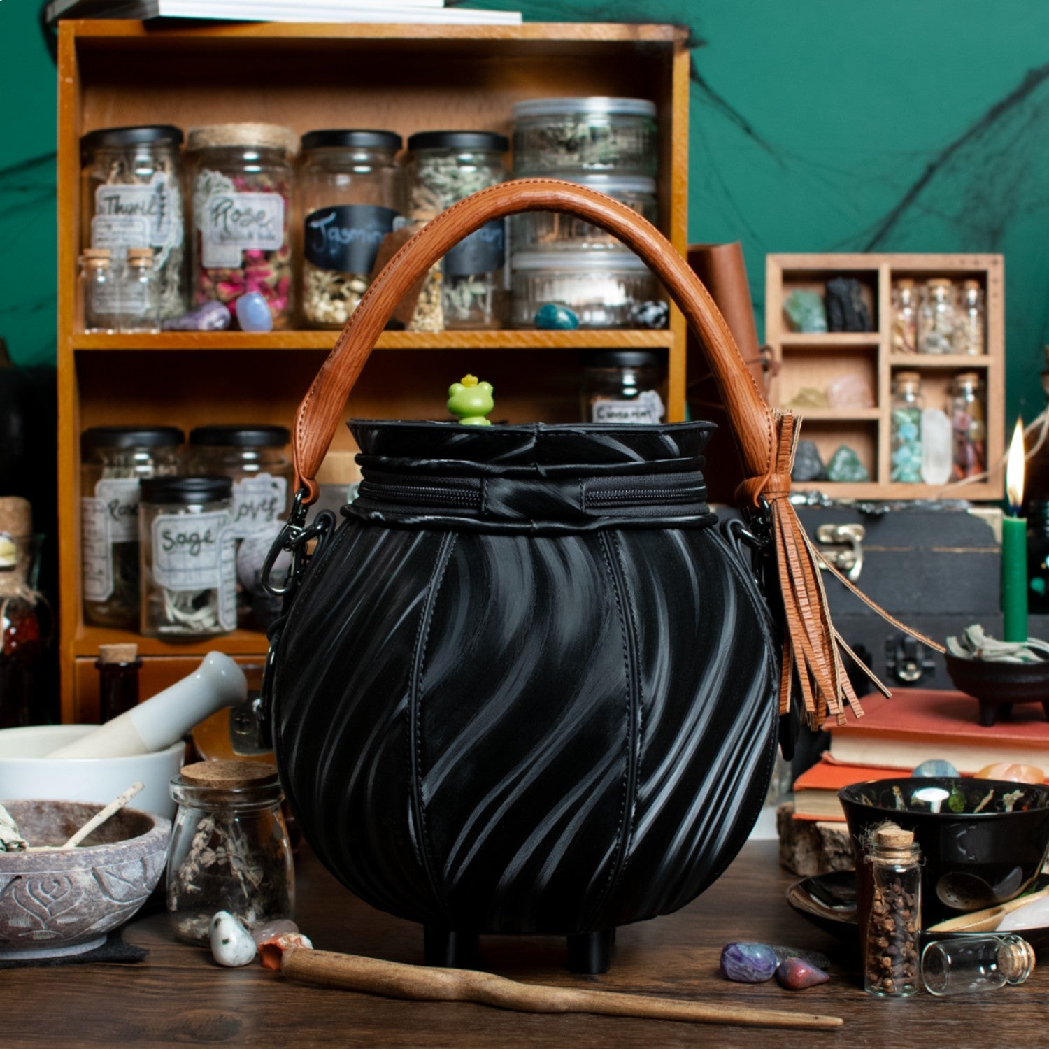 Bolso Vendula Cauldron The Witches Pantry - KimondoShop